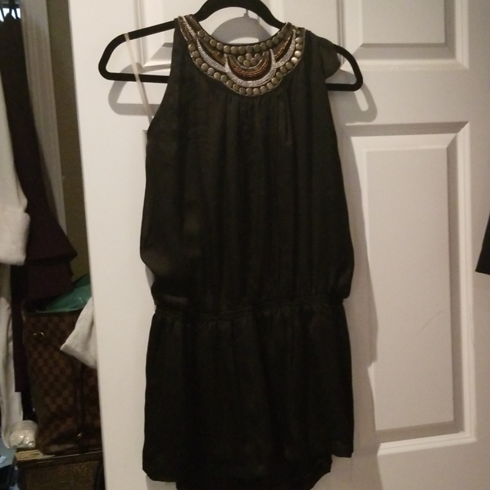 Sexy sleeveless peplum top